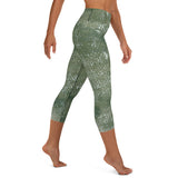 Flounder Pounder Yoga Capri Leggings